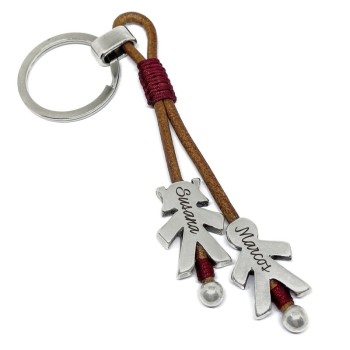 Llavero familiar con colgantes de niños