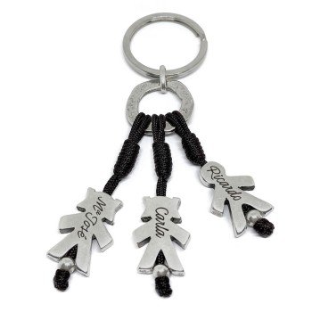 Llavero familiar con colgantes de niños