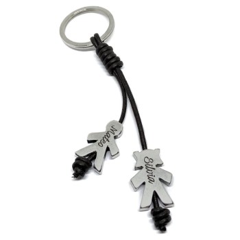 Llavero familiar con colgantes de niños