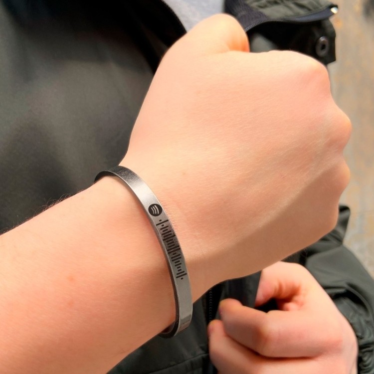Brazalete Gris Spotify