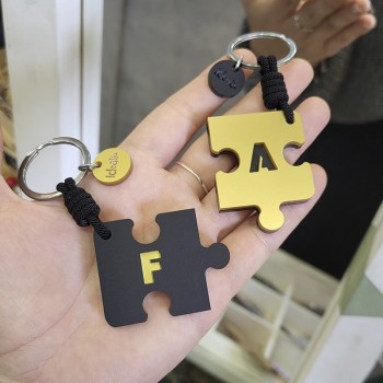 Llaveros Puzzle Oro